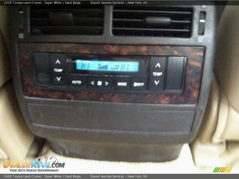 Controls of 2008 Toyota Land Cruiser  Photo #14