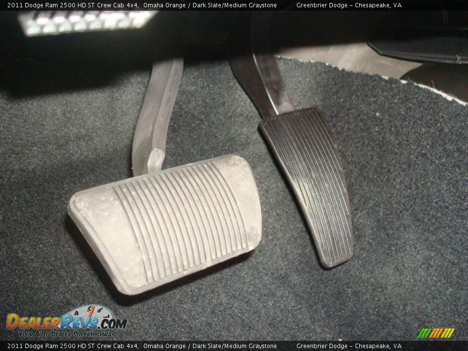 2011 Dodge Ram 2500 HD ST Crew Cab 4x4 Omaha Orange / Dark Slate/Medium Graystone Photo #21