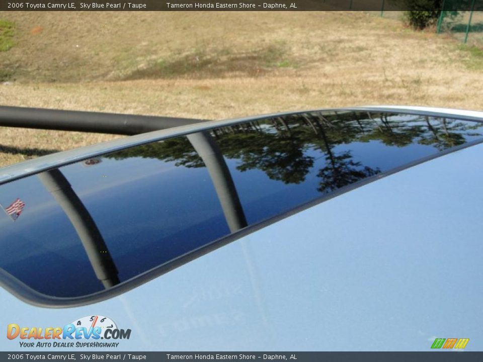 2006 Toyota Camry LE Sky Blue Pearl / Taupe Photo #12