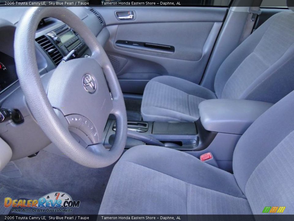 2006 Toyota Camry LE Sky Blue Pearl / Taupe Photo #13