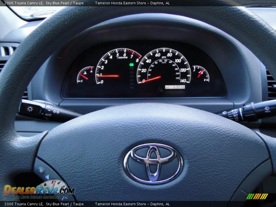 2006 Toyota Camry LE Sky Blue Pearl / Taupe Photo #18