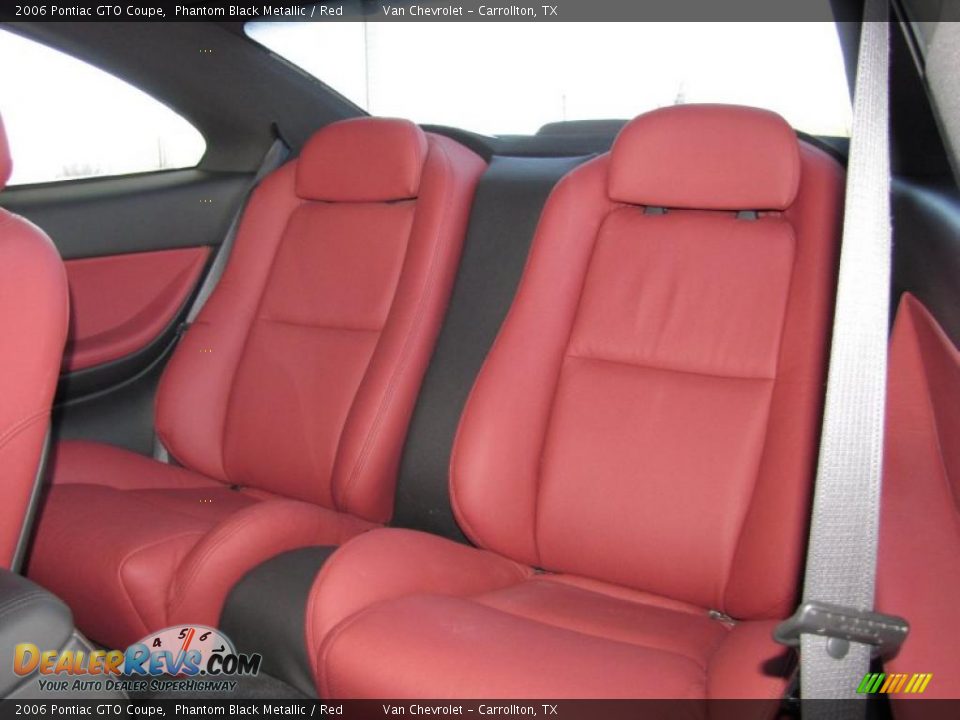 Red Interior - 2006 Pontiac GTO Coupe Photo #11