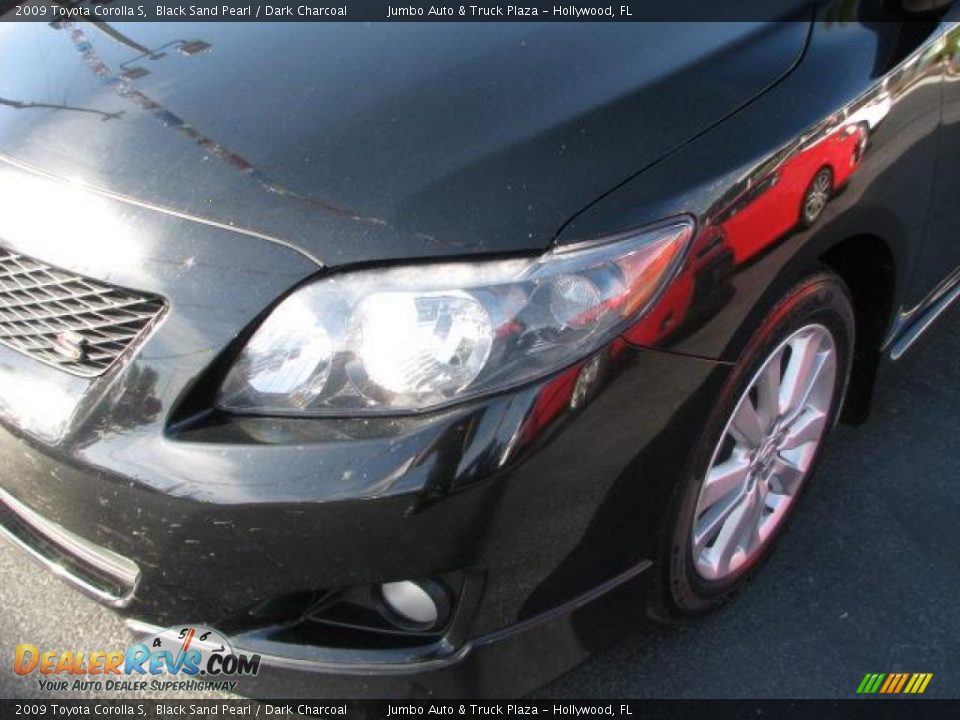 2009 Toyota Corolla S Black Sand Pearl / Dark Charcoal Photo #4