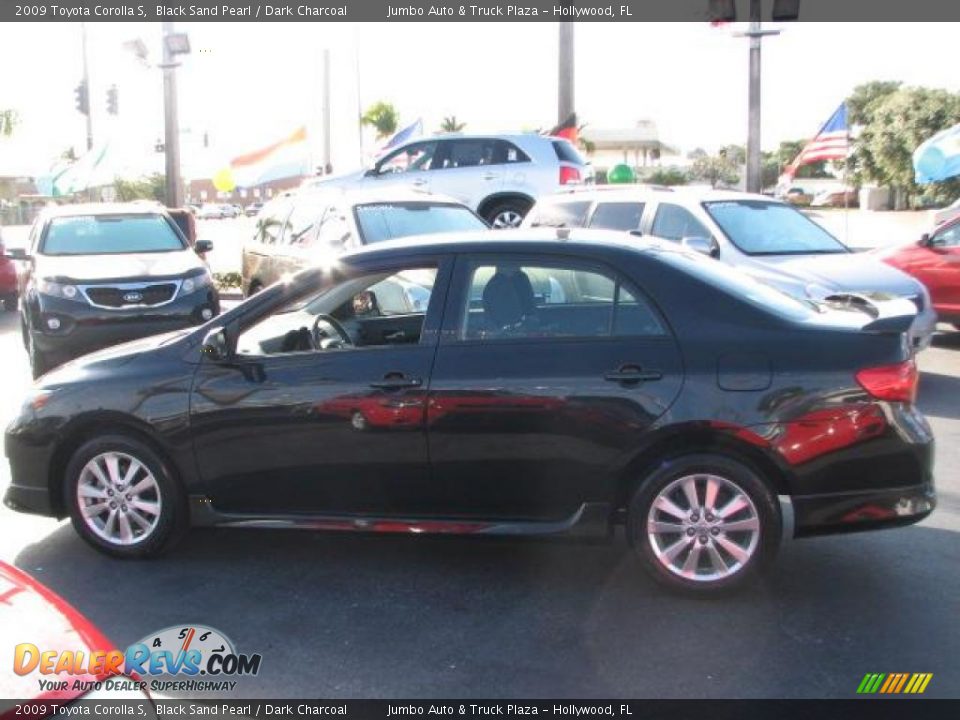 2009 Toyota Corolla S Black Sand Pearl / Dark Charcoal Photo #6