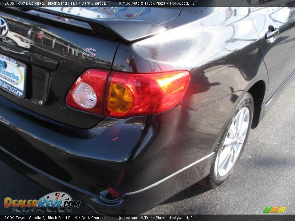 2009 Toyota Corolla S Black Sand Pearl / Dark Charcoal Photo #9