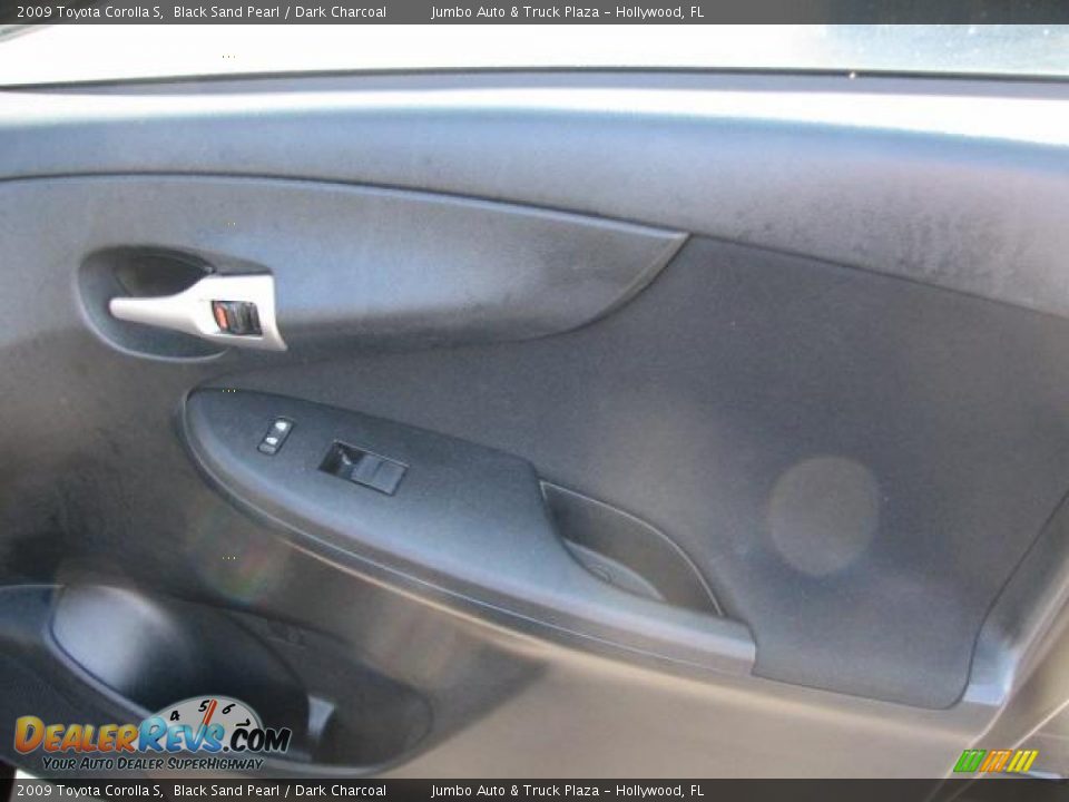2009 Toyota Corolla S Black Sand Pearl / Dark Charcoal Photo #15