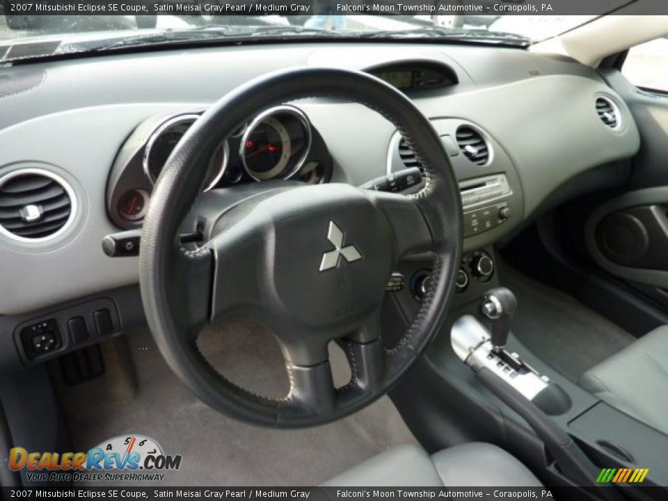 Medium Gray Interior - 2007 Mitsubishi Eclipse SE Coupe Photo #10