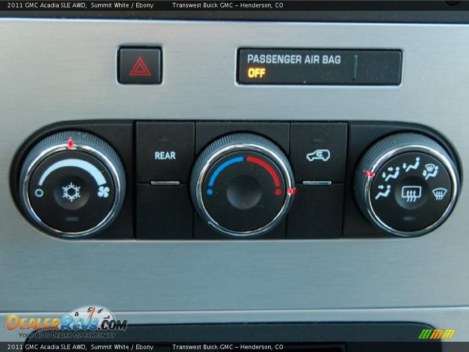 Controls of 2011 GMC Acadia SLE AWD Photo #13