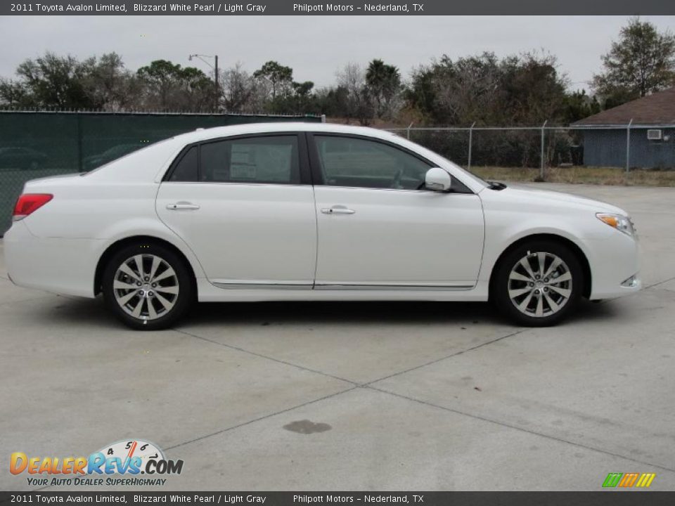 2011 Toyota Avalon Limited Blizzard White Pearl / Light Gray Photo #2