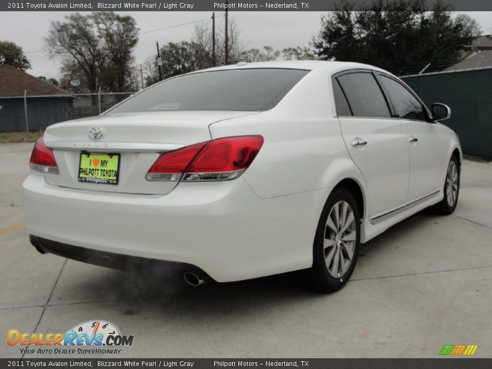 2011 Toyota Avalon Limited Blizzard White Pearl / Light Gray Photo #3