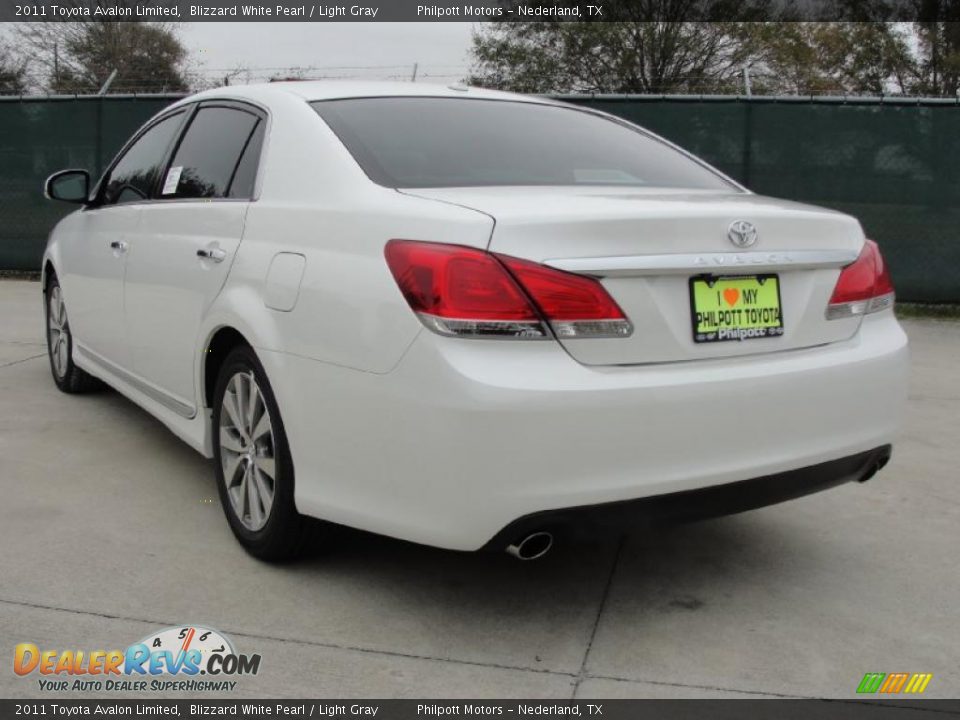 2011 Toyota Avalon Limited Blizzard White Pearl / Light Gray Photo #5