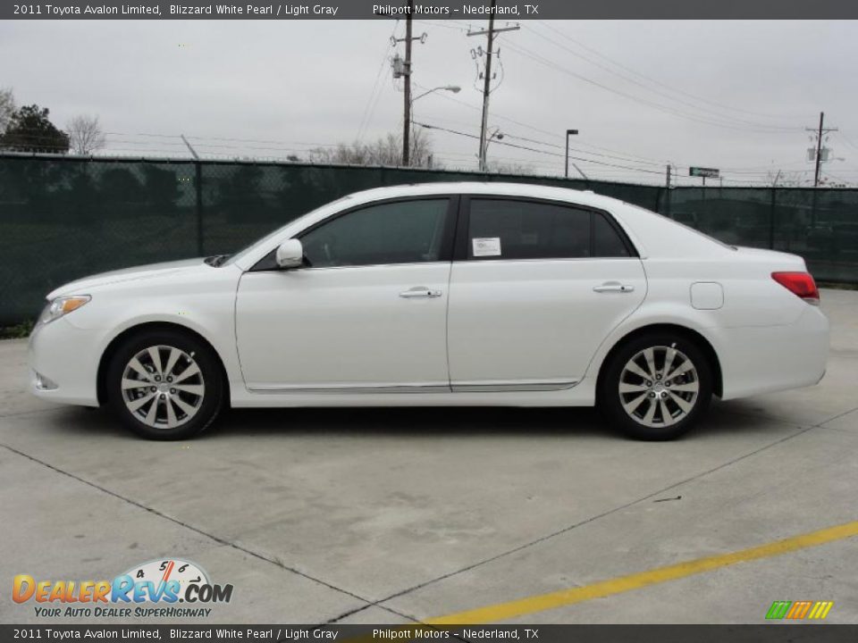 2011 Toyota Avalon Limited Blizzard White Pearl / Light Gray Photo #6