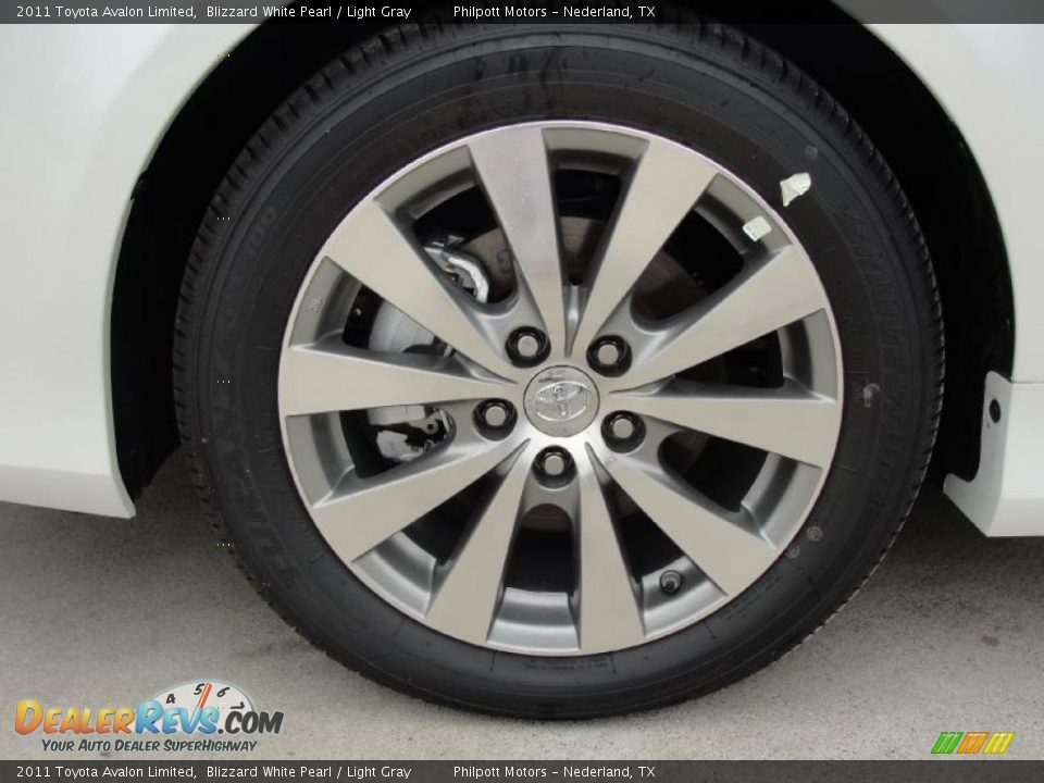 2011 Toyota Avalon Limited Blizzard White Pearl / Light Gray Photo #10