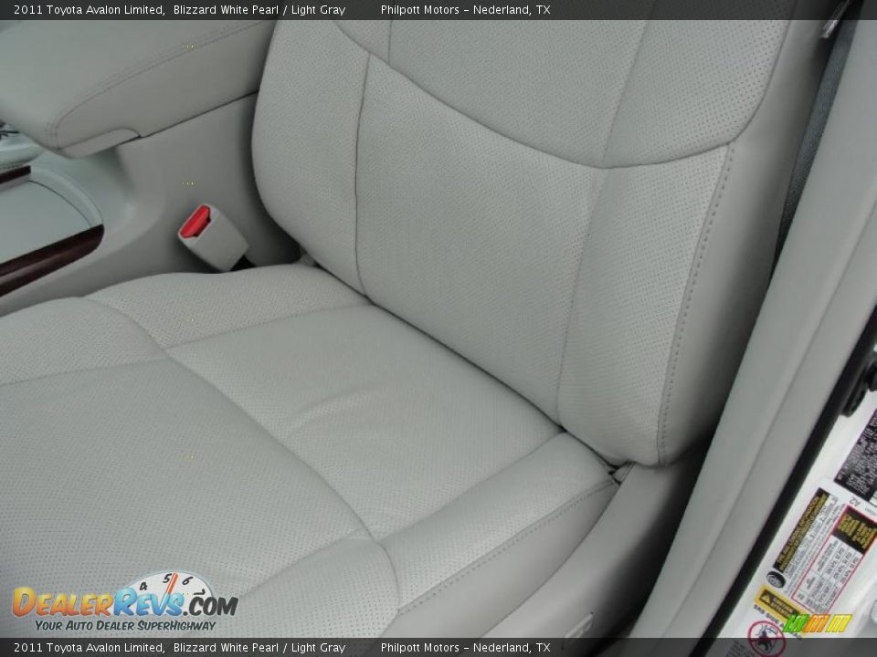 2011 Toyota Avalon Limited Blizzard White Pearl / Light Gray Photo #21