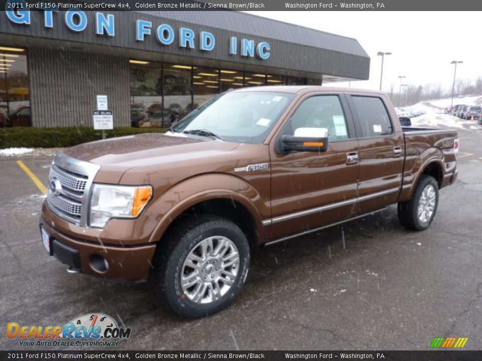 Front 3/4 View of 2011 Ford F150 Platinum SuperCrew 4x4 Photo #8