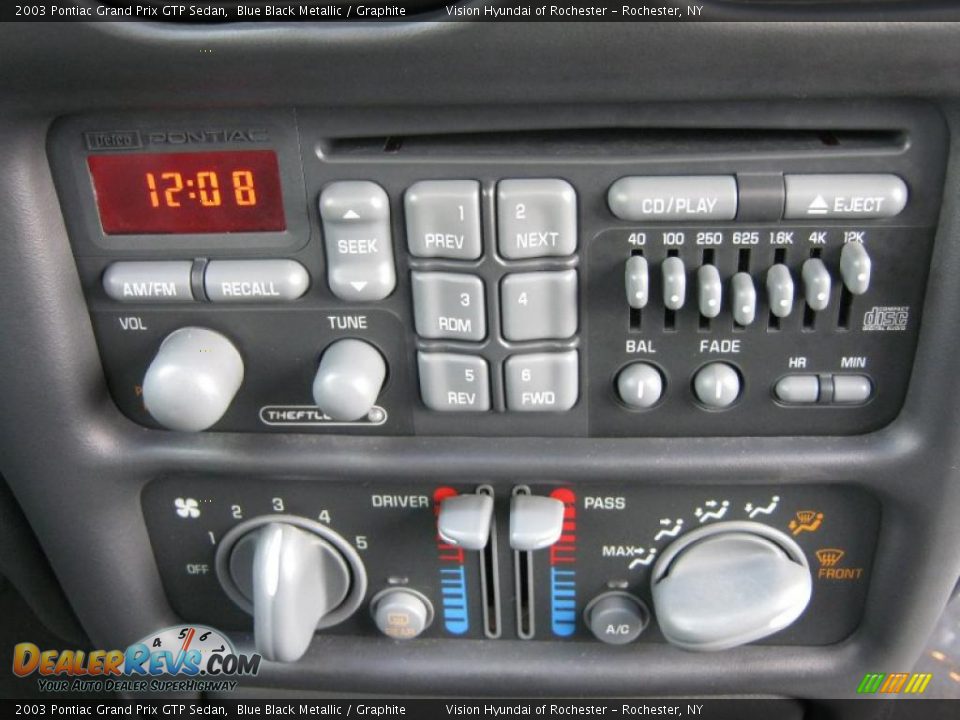 Controls of 2003 Pontiac Grand Prix GTP Sedan Photo #5