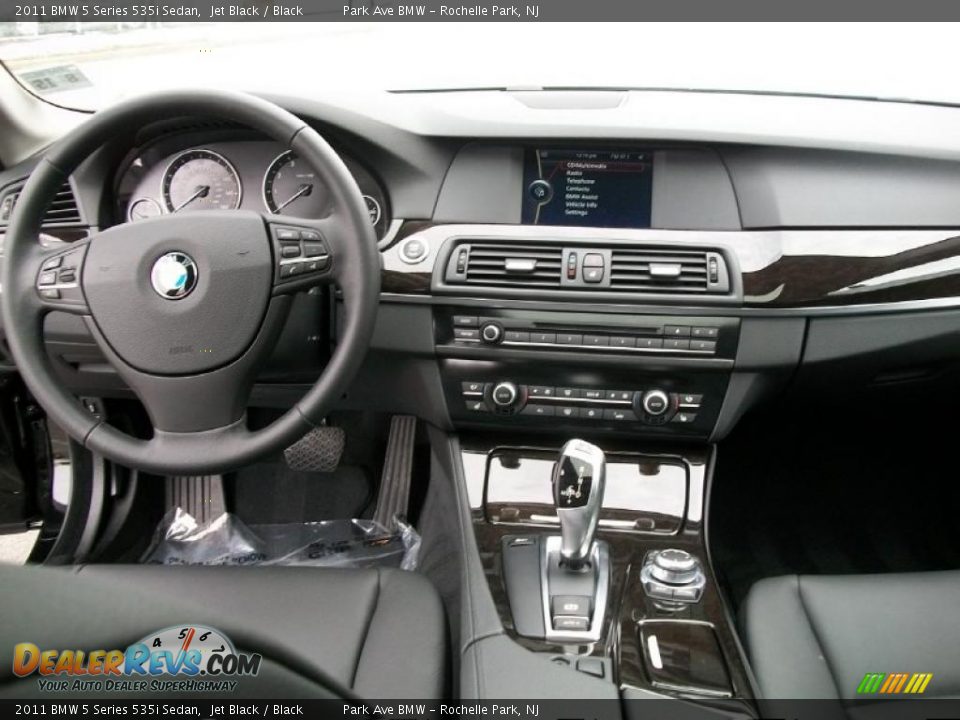 Dashboard of 2011 BMW 5 Series 535i Sedan Photo #13