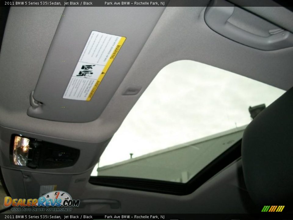 Sunroof of 2011 BMW 5 Series 535i Sedan Photo #20