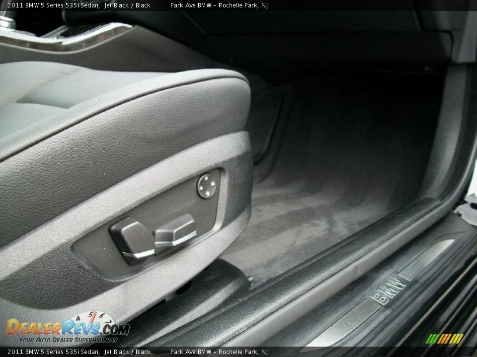 2011 BMW 5 Series 535i Sedan Jet Black / Black Photo #27