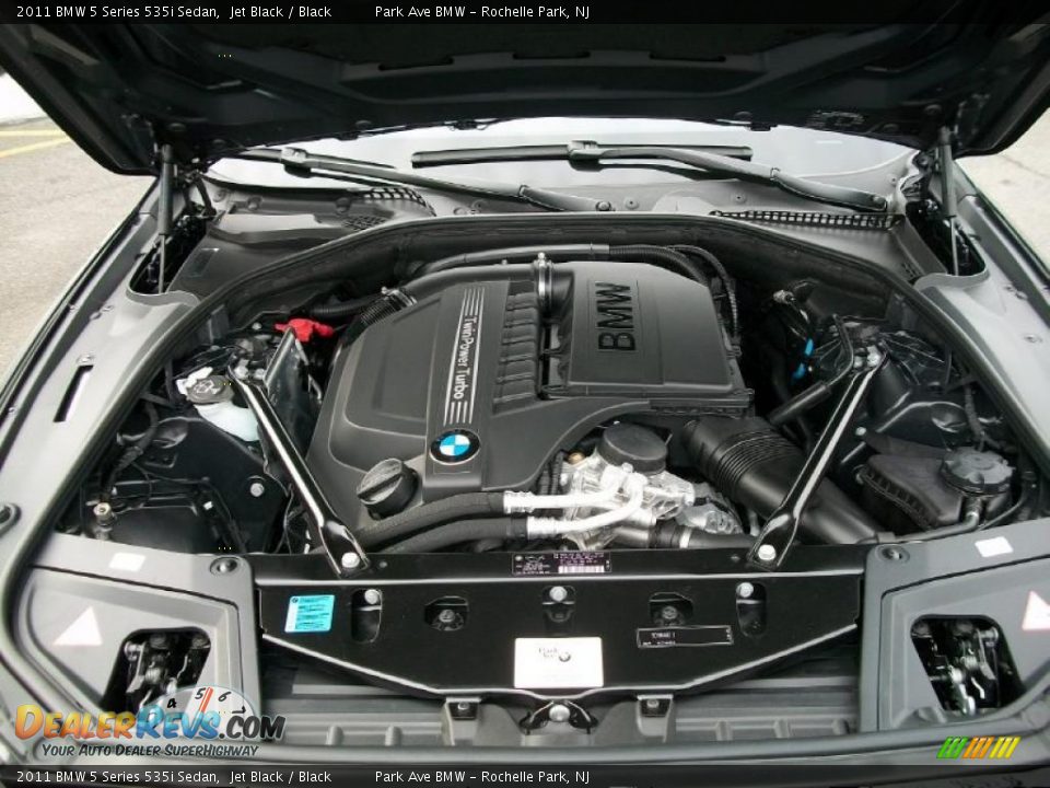 2011 BMW 5 Series 535i Sedan 3.0 Liter TwinPower Turbocharged DFI DOHC 24-Valve VVT Inline 6 Cylinder Engine Photo #29