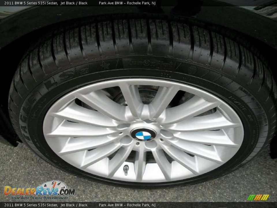 2011 BMW 5 Series 535i Sedan Jet Black / Black Photo #32