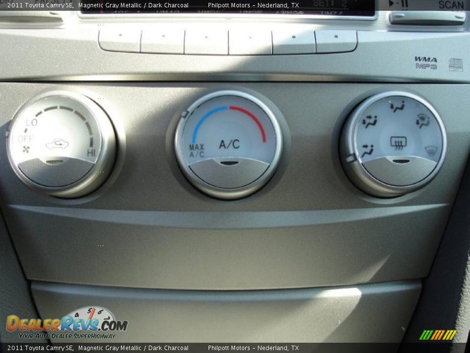 2011 Toyota Camry SE Magnetic Gray Metallic / Dark Charcoal Photo #27