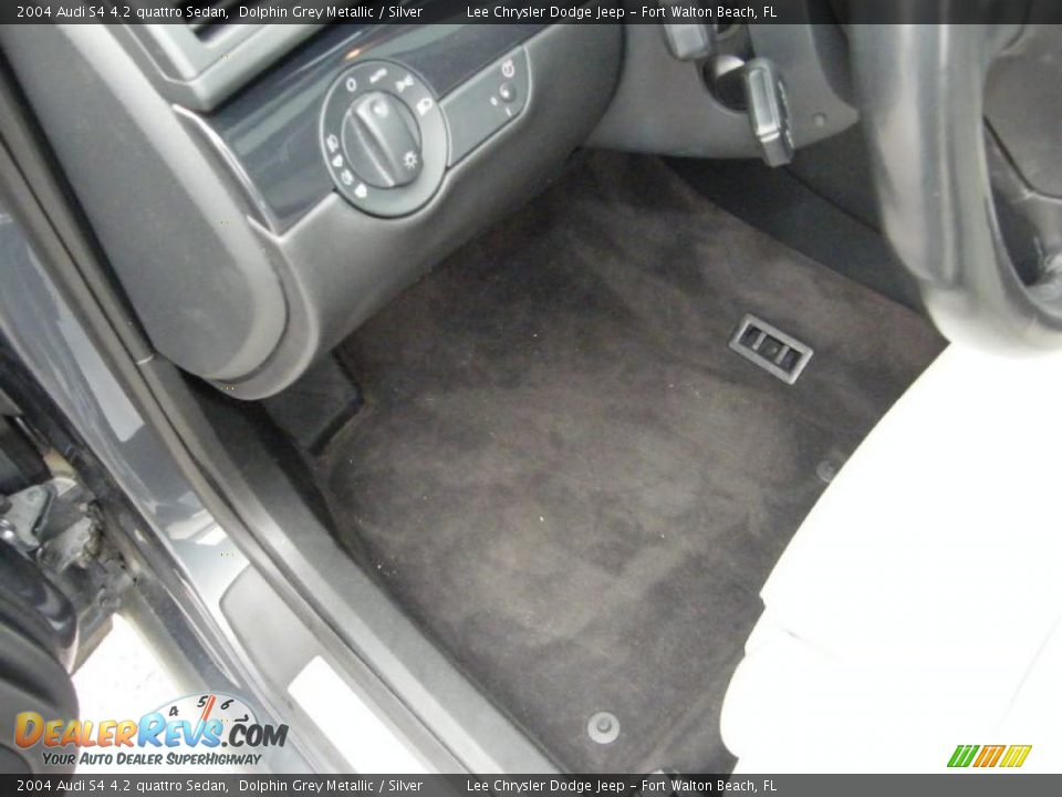 2004 Audi S4 4.2 quattro Sedan Dolphin Grey Metallic / Silver Photo #16