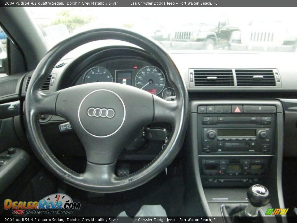 Dashboard of 2004 Audi S4 4.2 quattro Sedan Photo #17