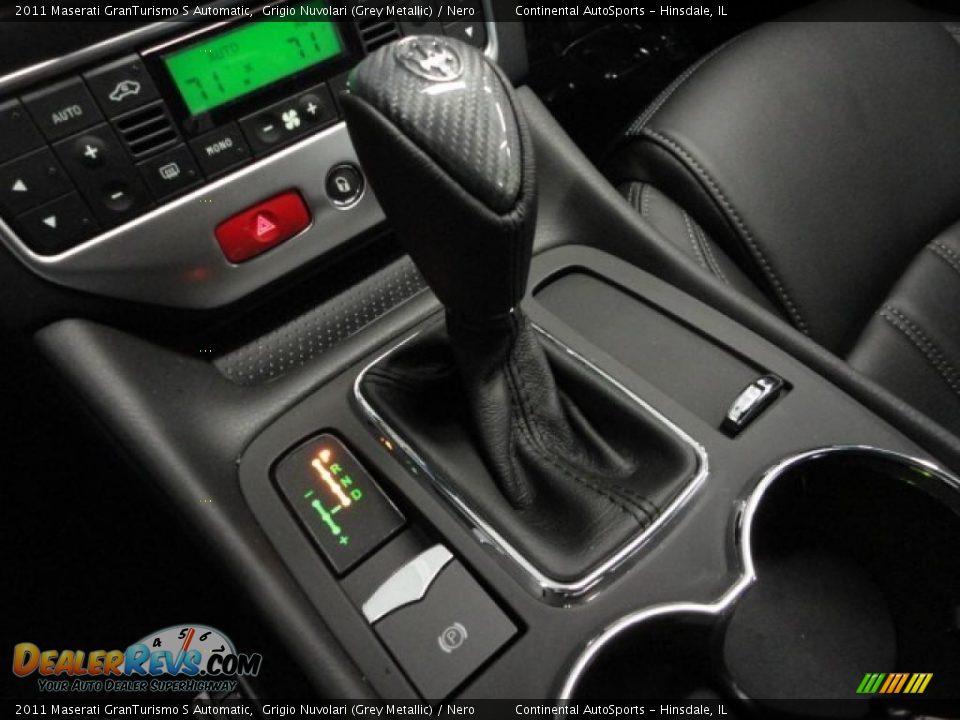 2011 Maserati GranTurismo S Automatic Shifter Photo #32