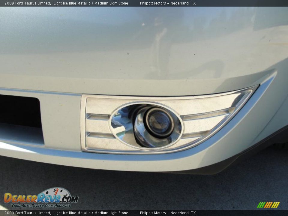 2009 Ford Taurus Limited Light Ice Blue Metallic / Medium Light Stone Photo #11