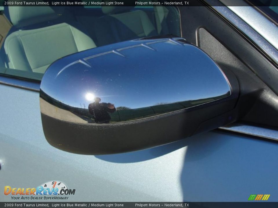 2009 Ford Taurus Limited Light Ice Blue Metallic / Medium Light Stone Photo #18