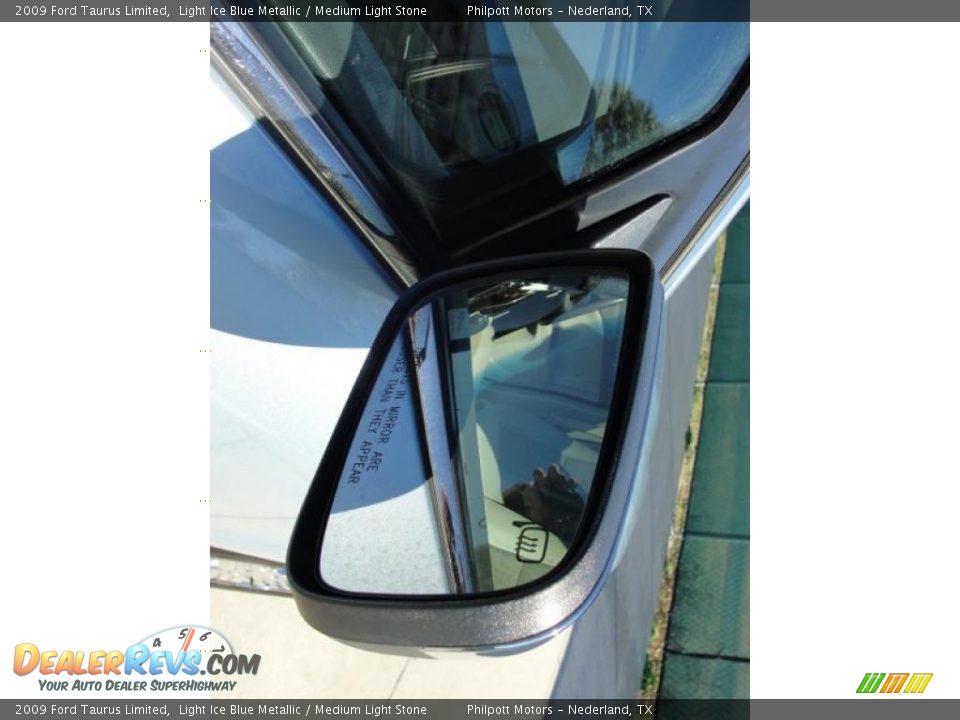 2009 Ford Taurus Limited Light Ice Blue Metallic / Medium Light Stone Photo #19