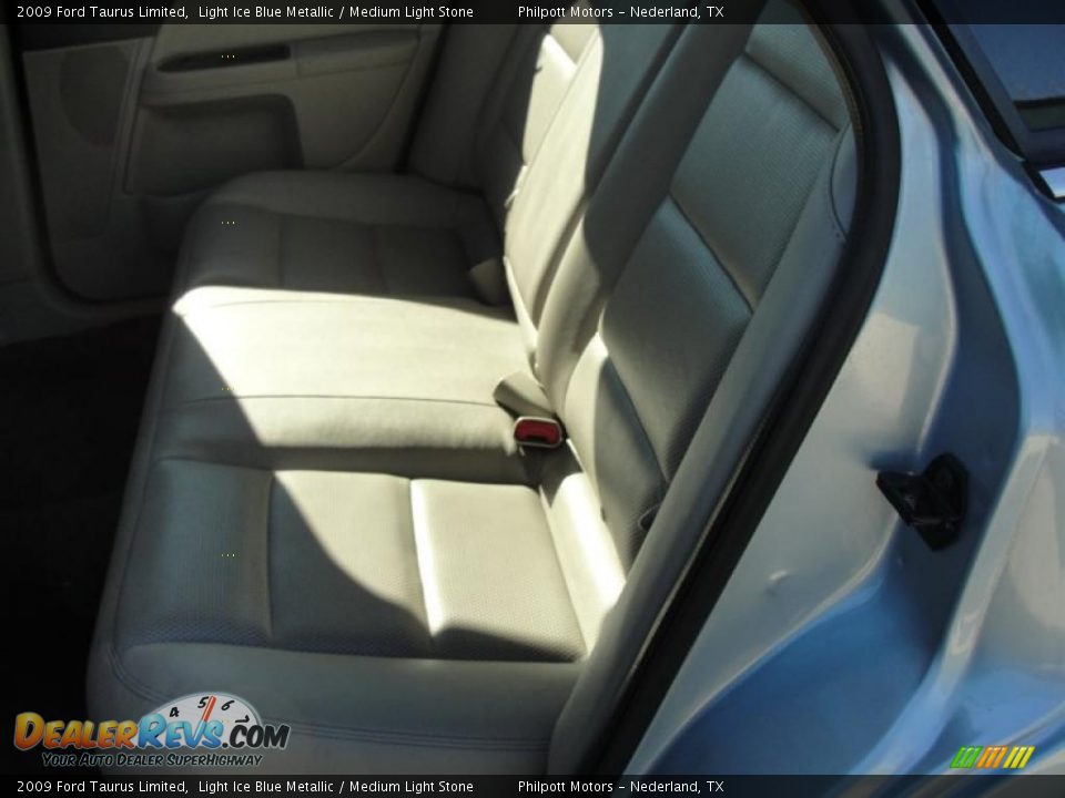 2009 Ford Taurus Limited Light Ice Blue Metallic / Medium Light Stone Photo #32