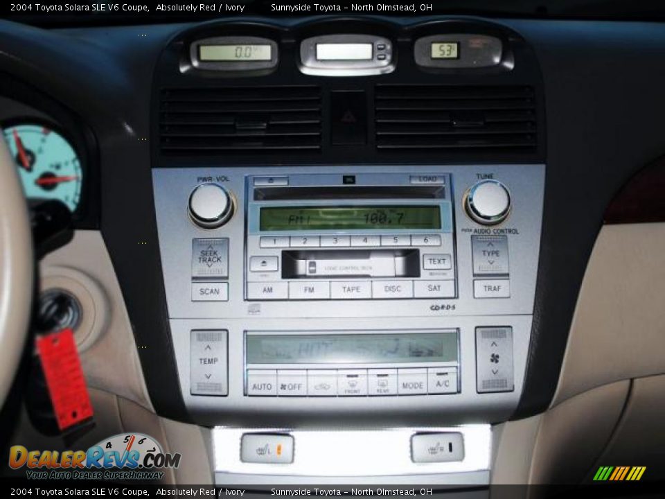 Controls of 2004 Toyota Solara SLE V6 Coupe Photo #16