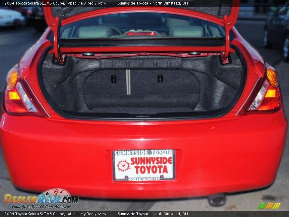 2004 Toyota Solara SLE V6 Coupe Trunk Photo #21