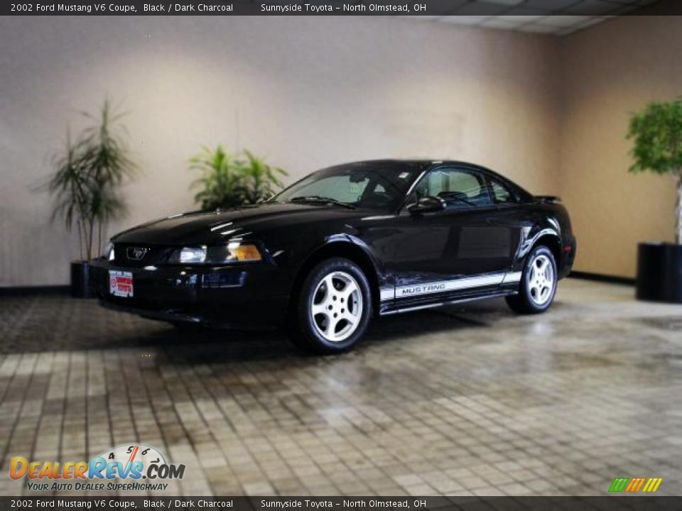 2002 Ford Mustang V6 Coupe Black / Dark Charcoal Photo #3