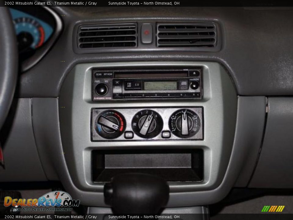 2002 Mitsubishi Galant ES Titanium Metallic / Gray Photo #14