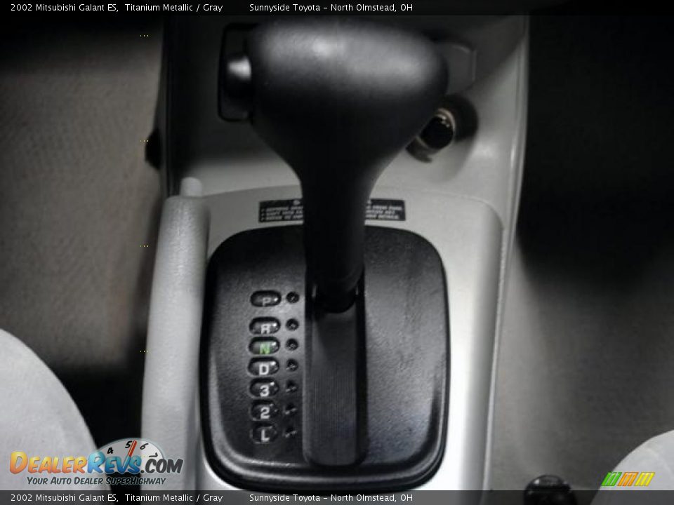2002 Mitsubishi Galant ES Shifter Photo #15