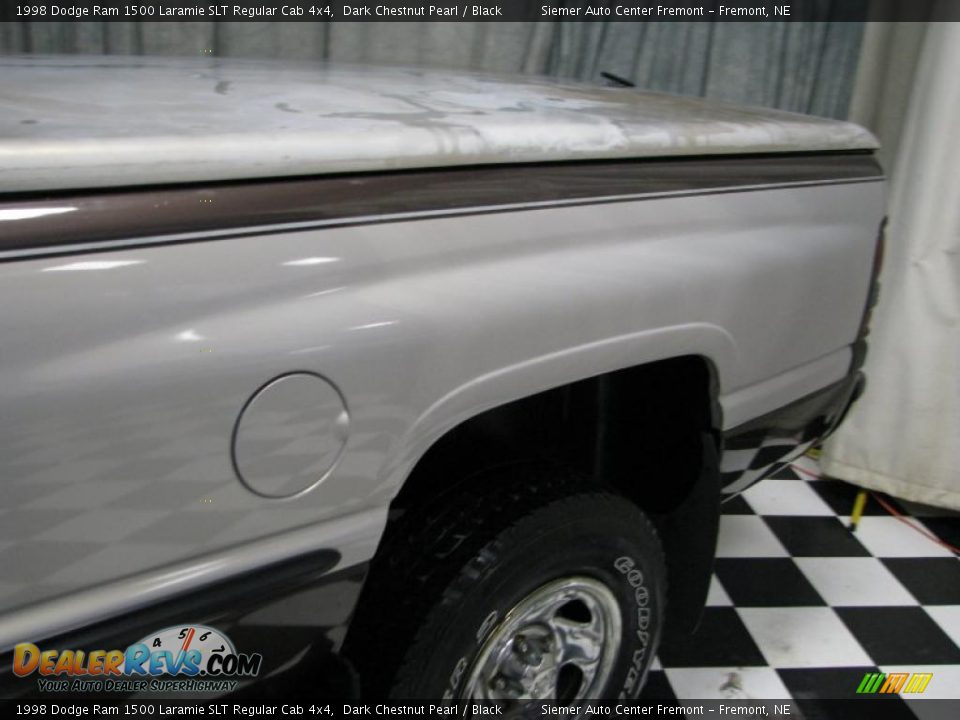 1998 Dodge Ram 1500 Laramie SLT Regular Cab 4x4 Dark Chestnut Pearl / Black Photo #15