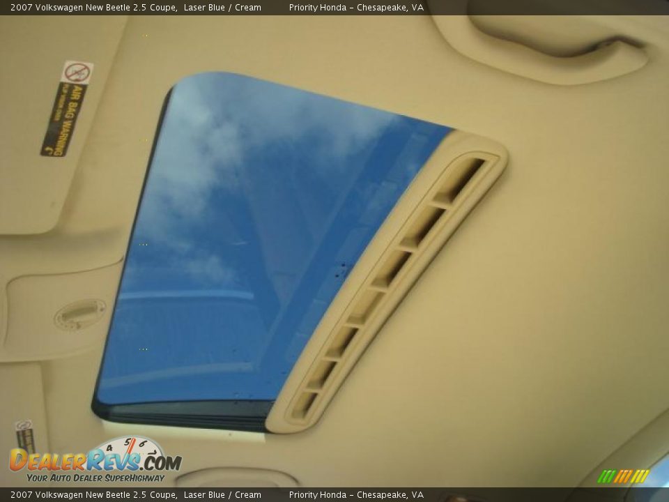 Sunroof of 2007 Volkswagen New Beetle 2.5 Coupe Photo #18