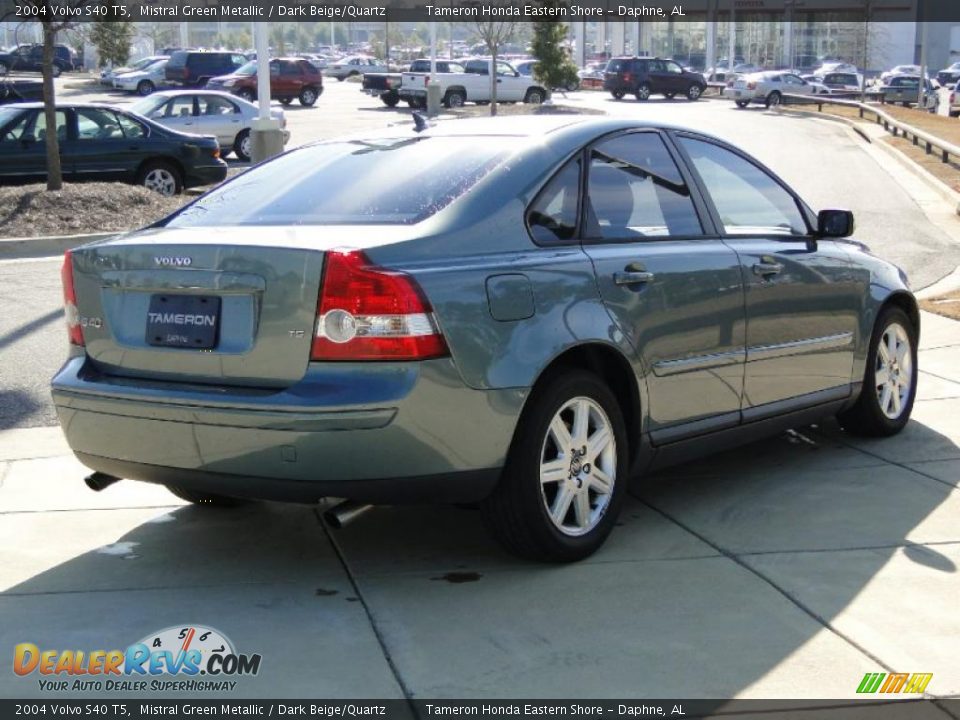 2004 Volvo S40 T5 Mistral Green Metallic / Dark Beige/Quartz Photo #5