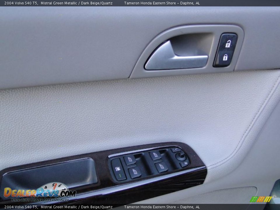 2004 Volvo S40 T5 Mistral Green Metallic / Dark Beige/Quartz Photo #14