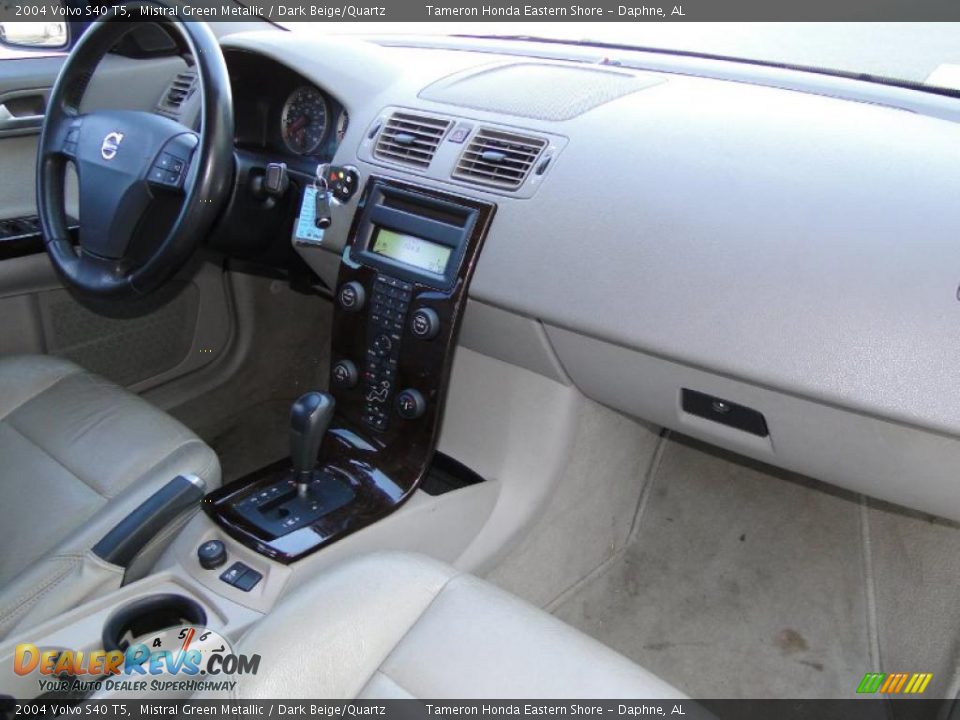 Dark Beige/Quartz Interior - 2004 Volvo S40 T5 Photo #23