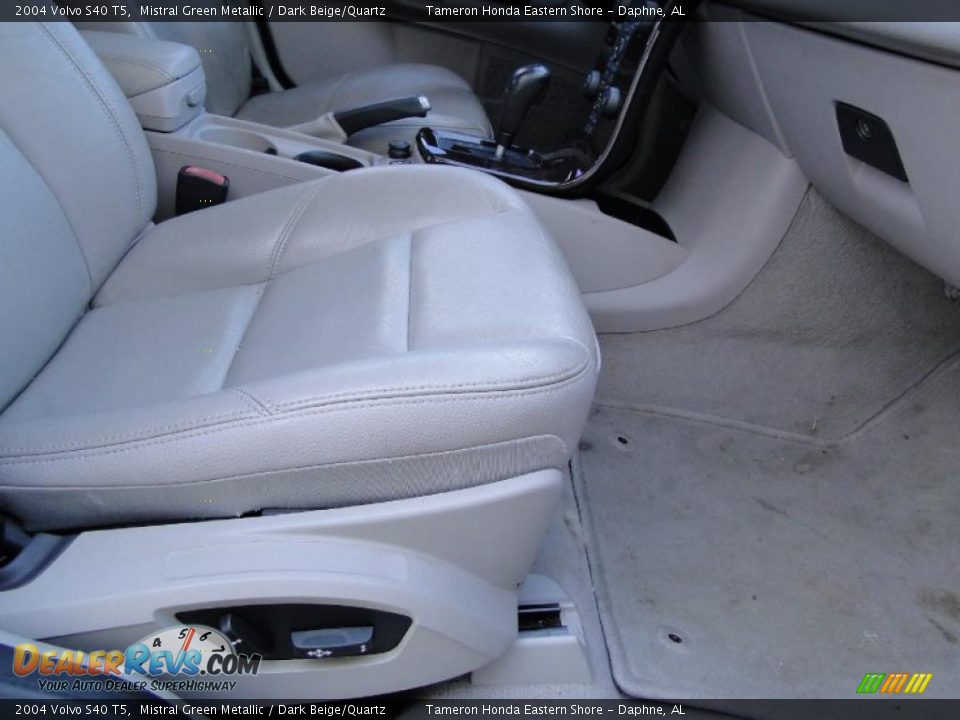 2004 Volvo S40 T5 Mistral Green Metallic / Dark Beige/Quartz Photo #25