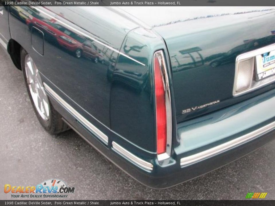 1998 Cadillac DeVille Sedan Polo Green Metallic / Shale Photo #8