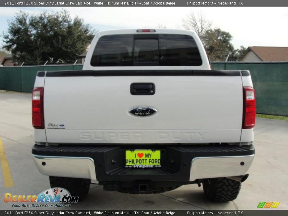 2011 Ford F250 Super Duty Lariat Crew Cab 4x4 White Platinum Metallic Tri-Coat / Adobe Beige Photo #4