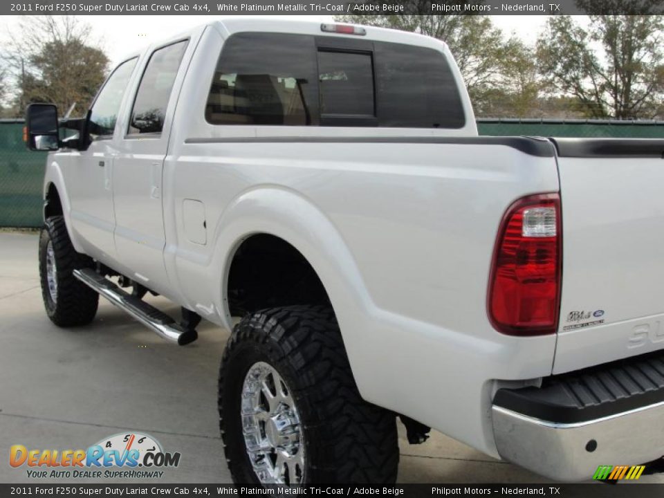 2011 Ford F250 Super Duty Lariat Crew Cab 4x4 White Platinum Metallic Tri-Coat / Adobe Beige Photo #5