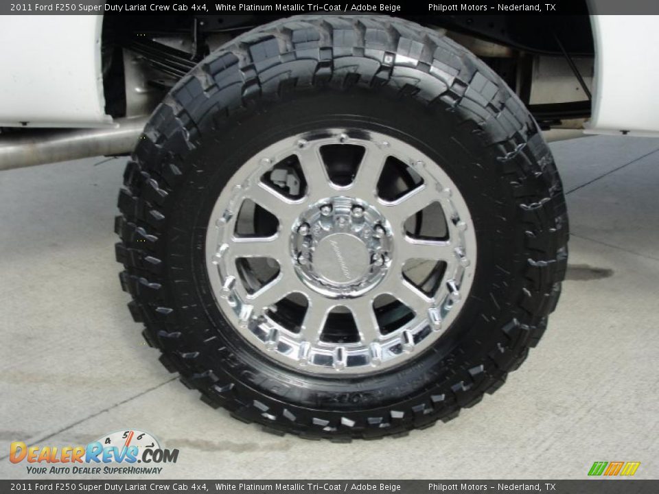 Custom Wheels of 2011 Ford F250 Super Duty Lariat Crew Cab 4x4 Photo #15