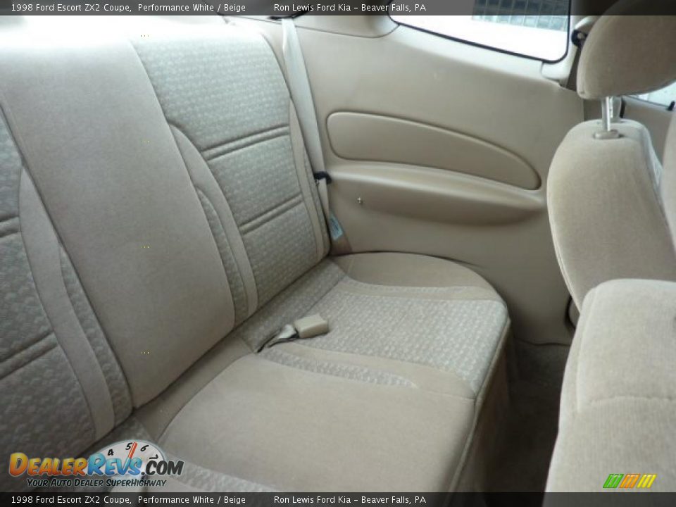 Beige Interior - 1998 Ford Escort ZX2 Coupe Photo #17