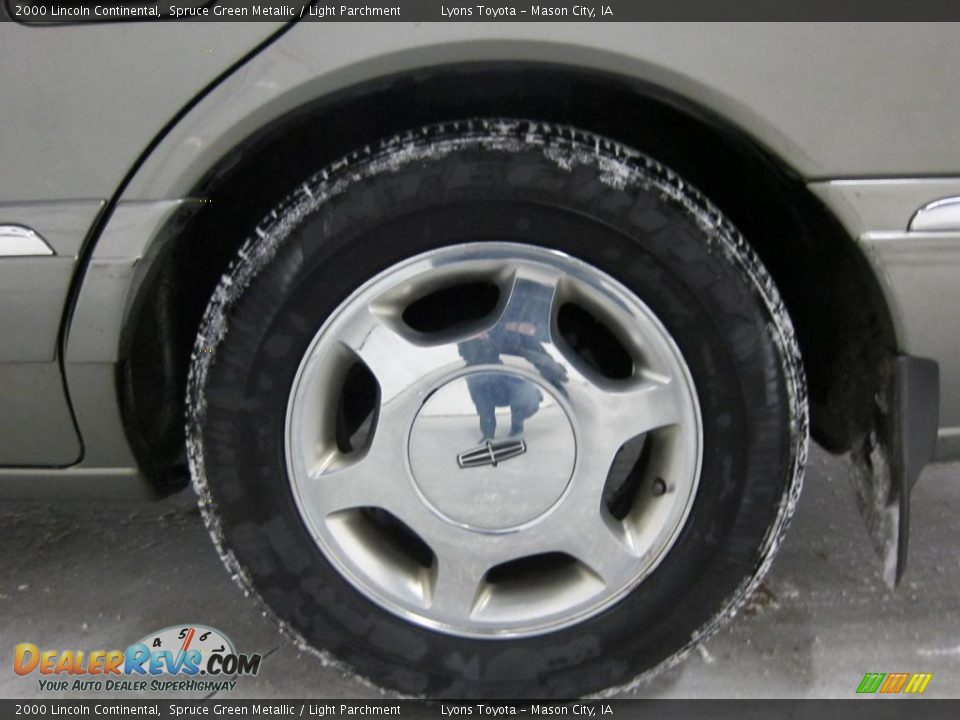 2000 Lincoln Continental Spruce Green Metallic / Light Parchment Photo #2